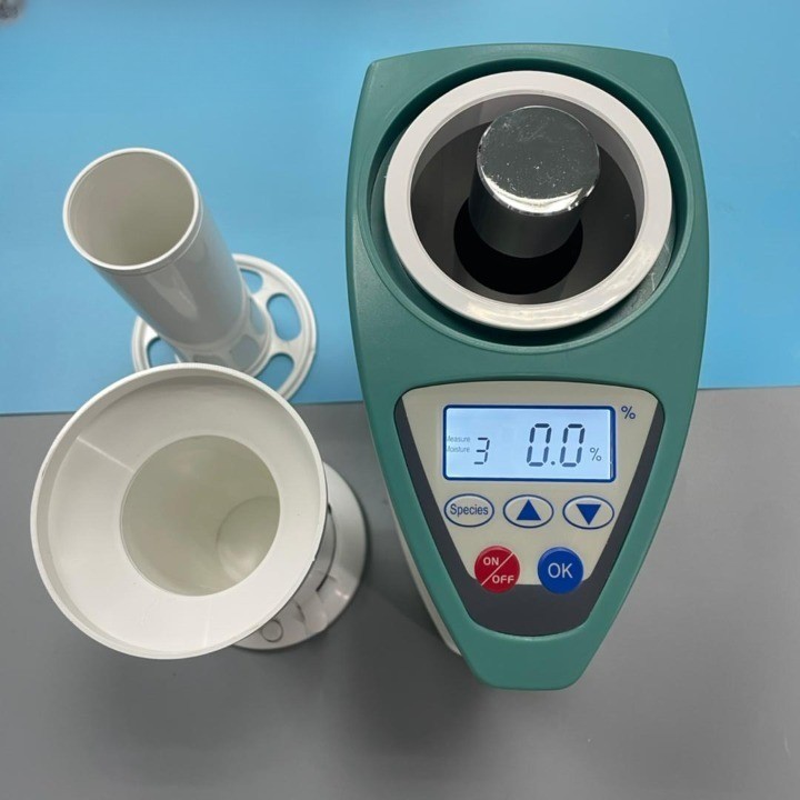 Digital Grain Moisture Meter